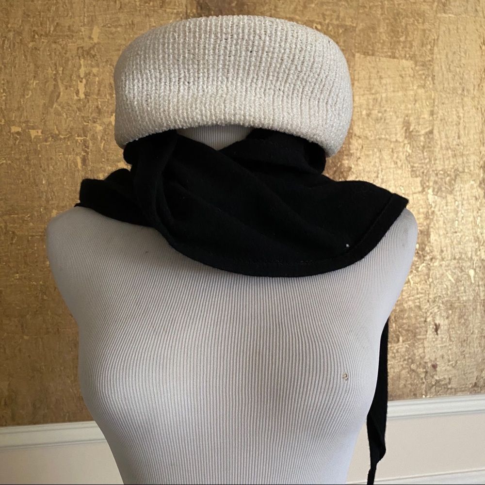 Adrienne Vittadini white with black scarf hat